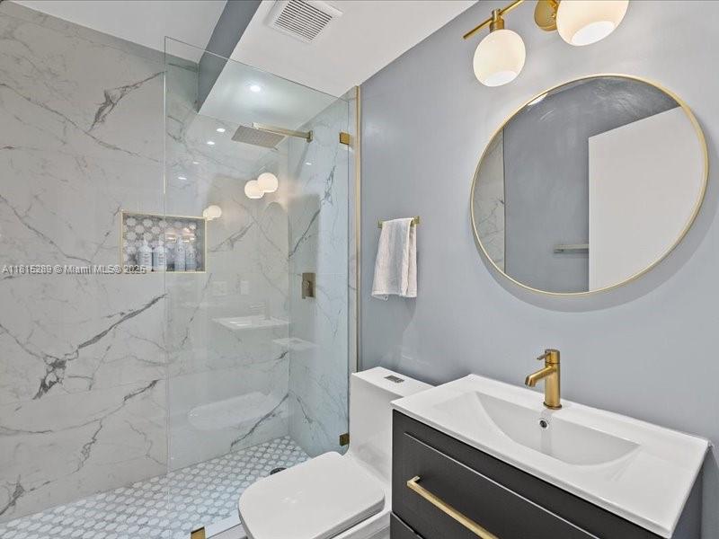 THE DANTON CONDO - Residential