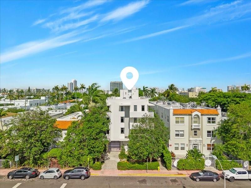 THE DANTON CONDO - Residential