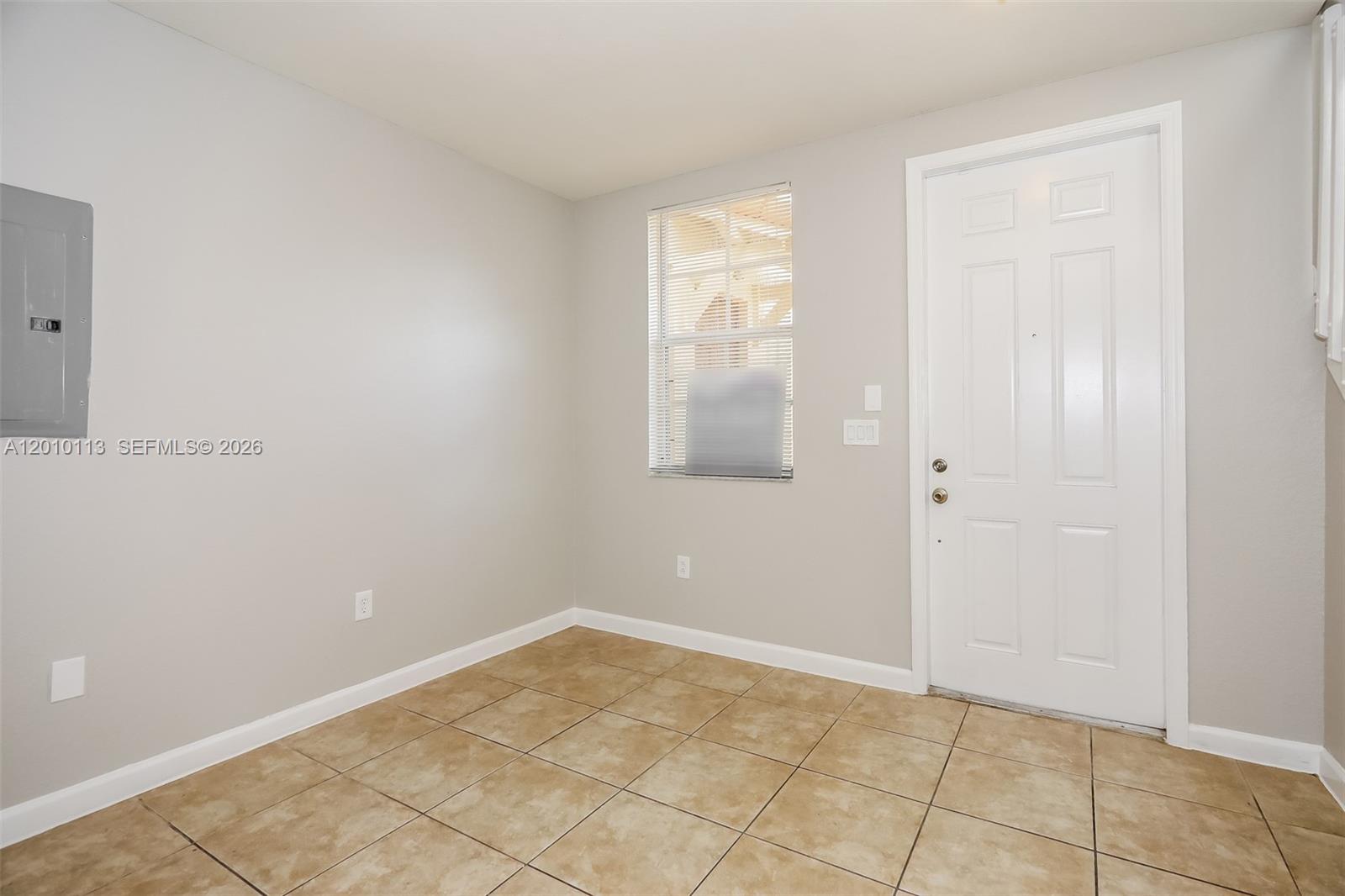 1495 NE 33rd Ave 102