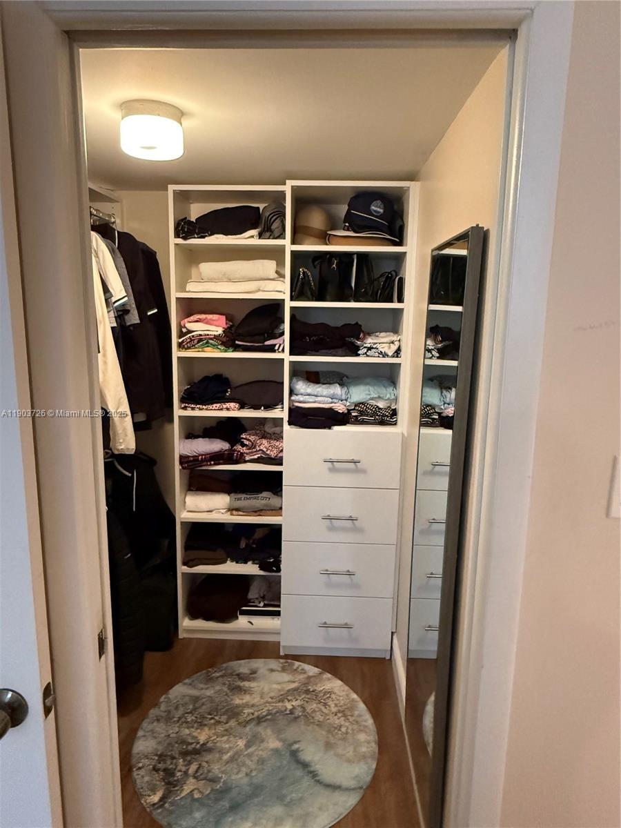 CYPRESS CHASE NORTH NO 4 - Residential