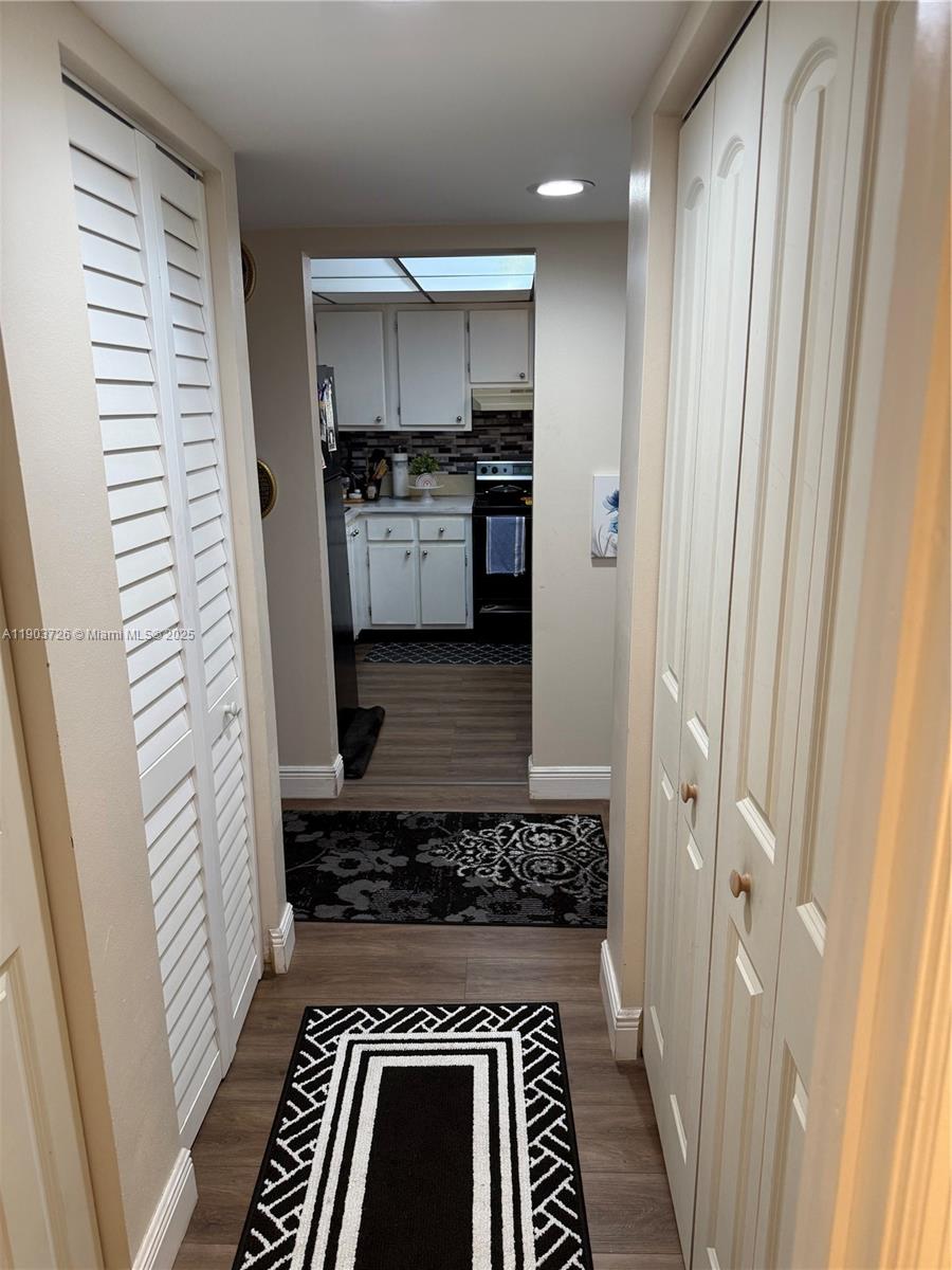 CYPRESS CHASE NORTH NO 4 - Residential