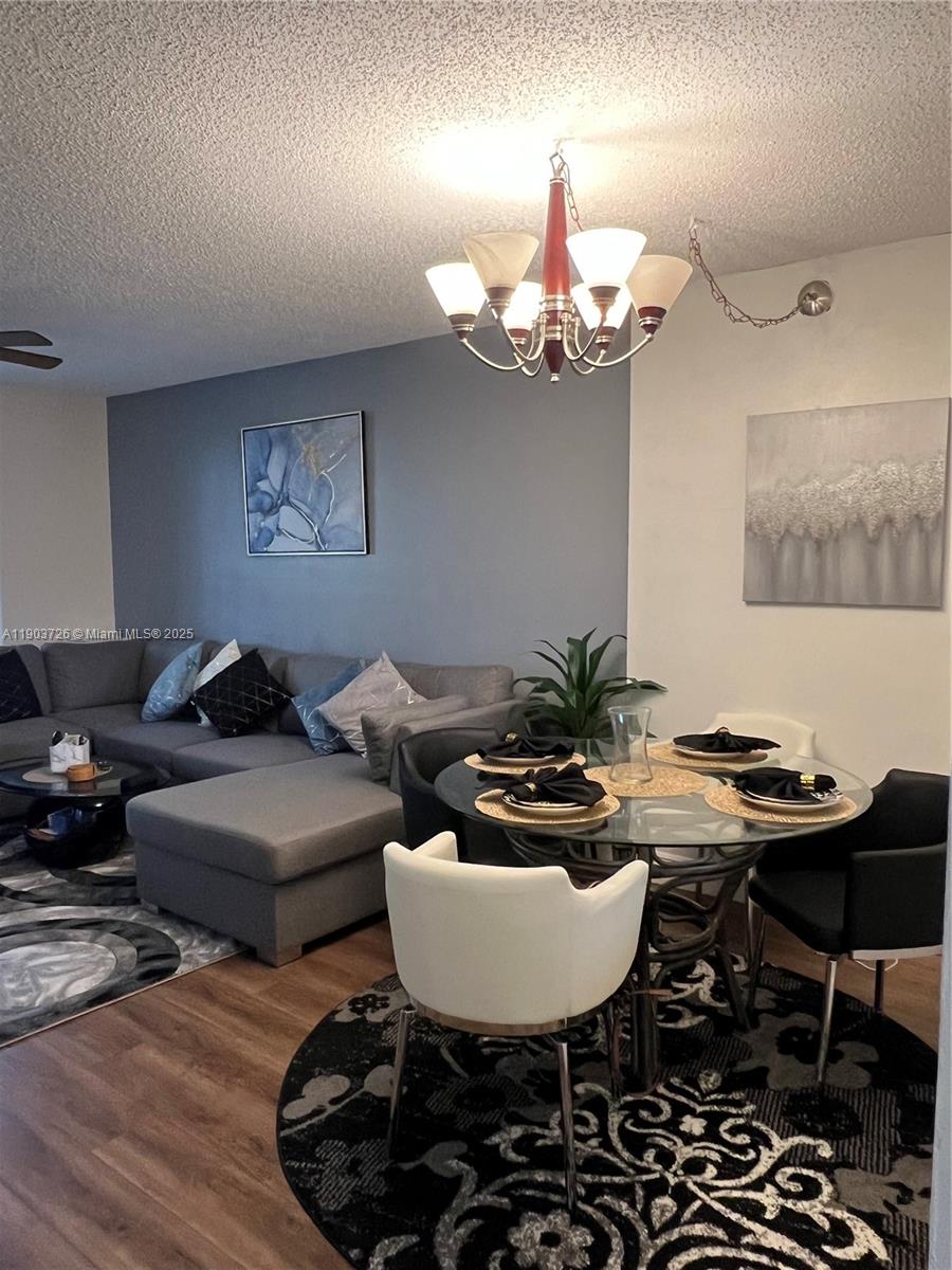 CYPRESS CHASE NORTH NO 4 - Residential