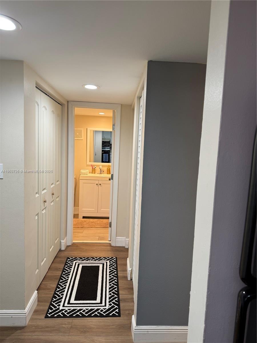 CYPRESS CHASE NORTH NO 4 - Residential