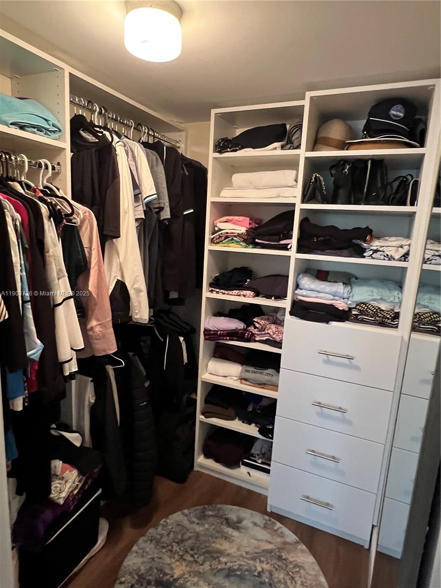 CYPRESS CHASE NORTH NO 4 - Residential