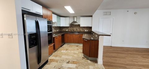 170 SE 14th St 1408 Miami FL 33131