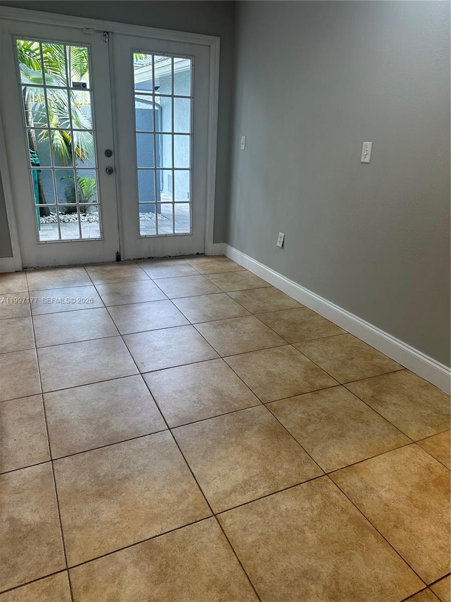 LA JOLLA WEST - Residential Lease