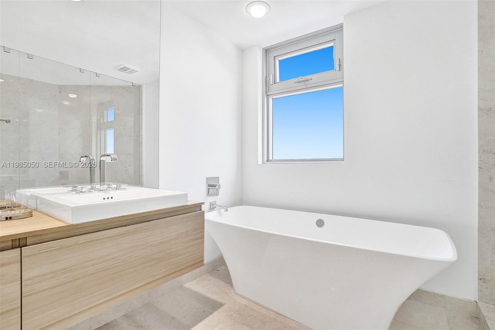 MARINA PALMS RESIDENCES N - Residential