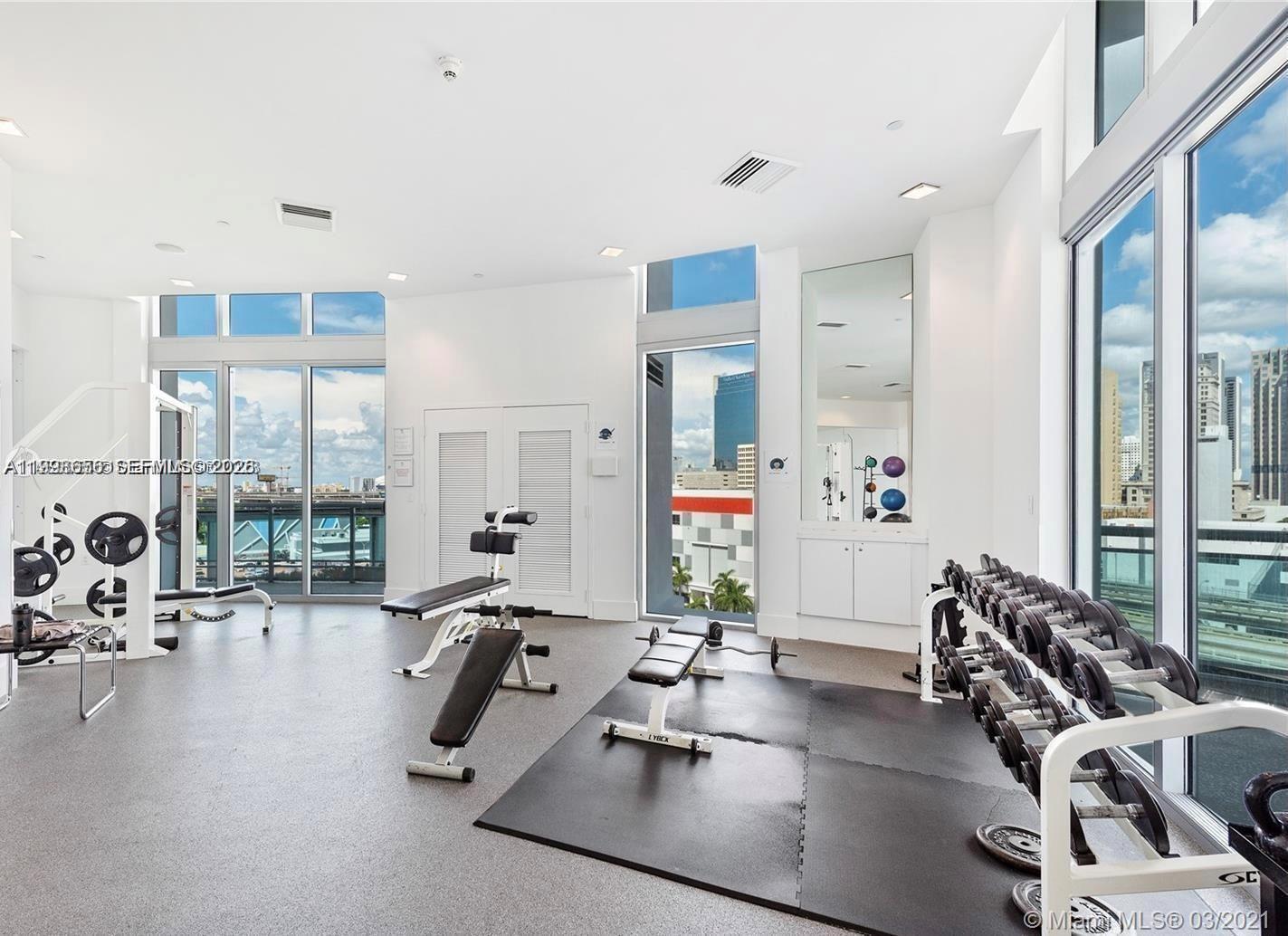 WIND CONDO - Residential Lease