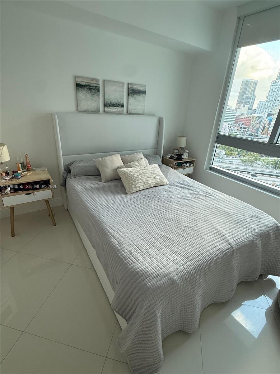 350 S Miami Ave 1605