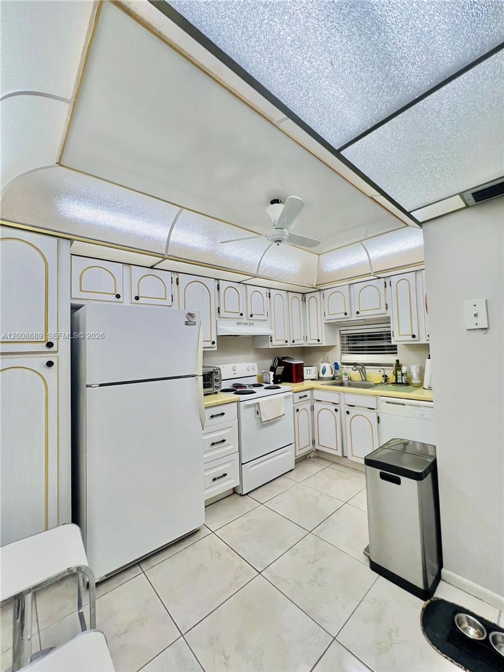 Photo of 9820 S Hollybrook Lake Dr #202, Pembroke Pines, FL 33025 (MLS # A12008689)