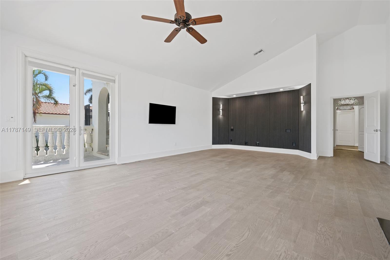 LUCILLE ISLAND - Residential