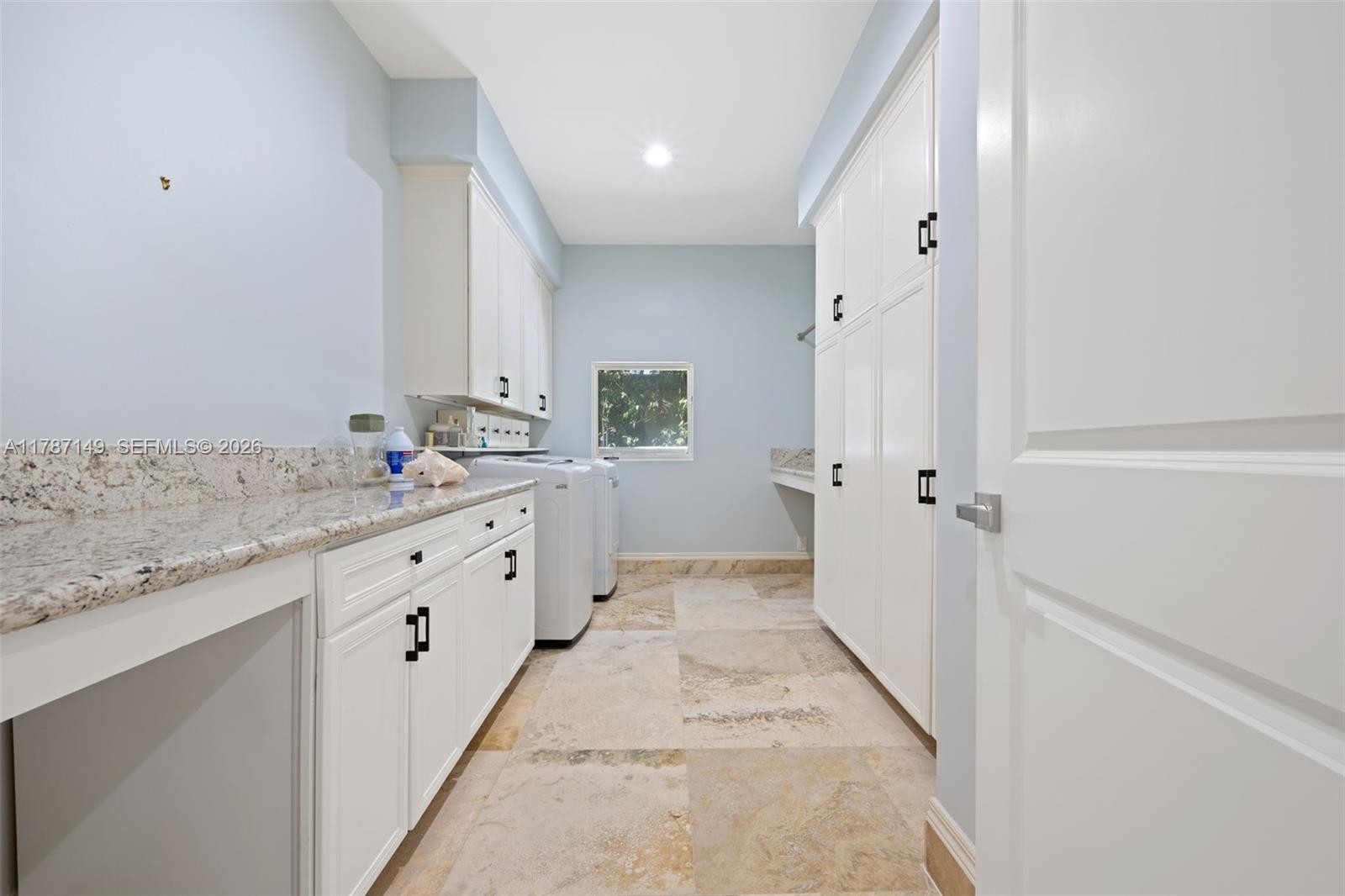 LUCILLE ISLAND - Residential