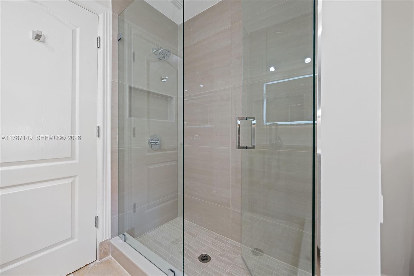 LUCILLE ISLAND - Residential