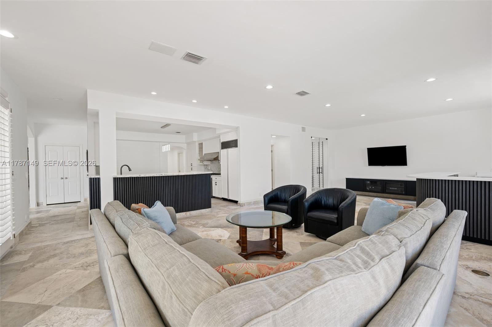 LUCILLE ISLAND - Residential