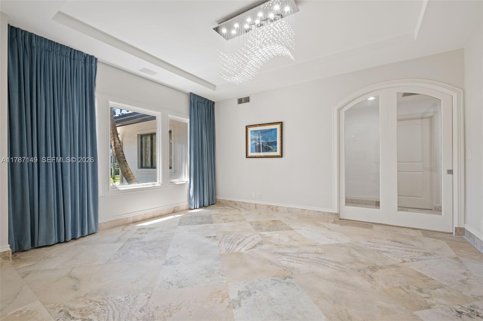 LUCILLE ISLAND - Residential