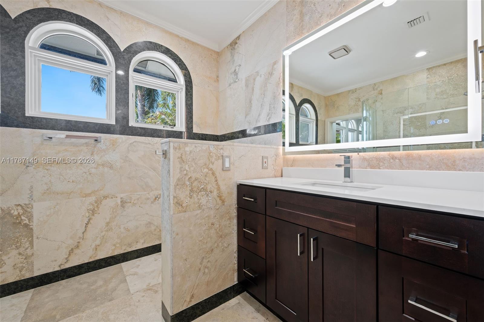 LUCILLE ISLAND - Residential