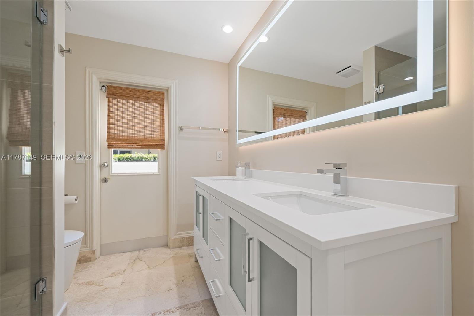 LUCILLE ISLAND - Residential