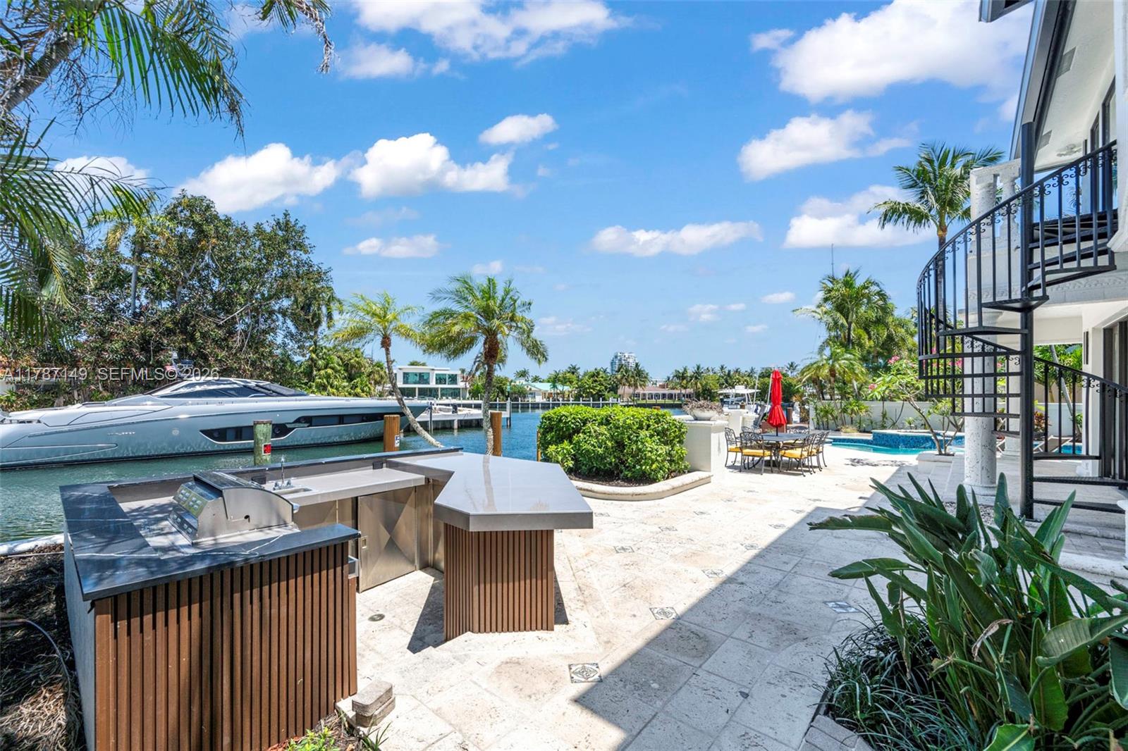 LUCILLE ISLAND - Residential