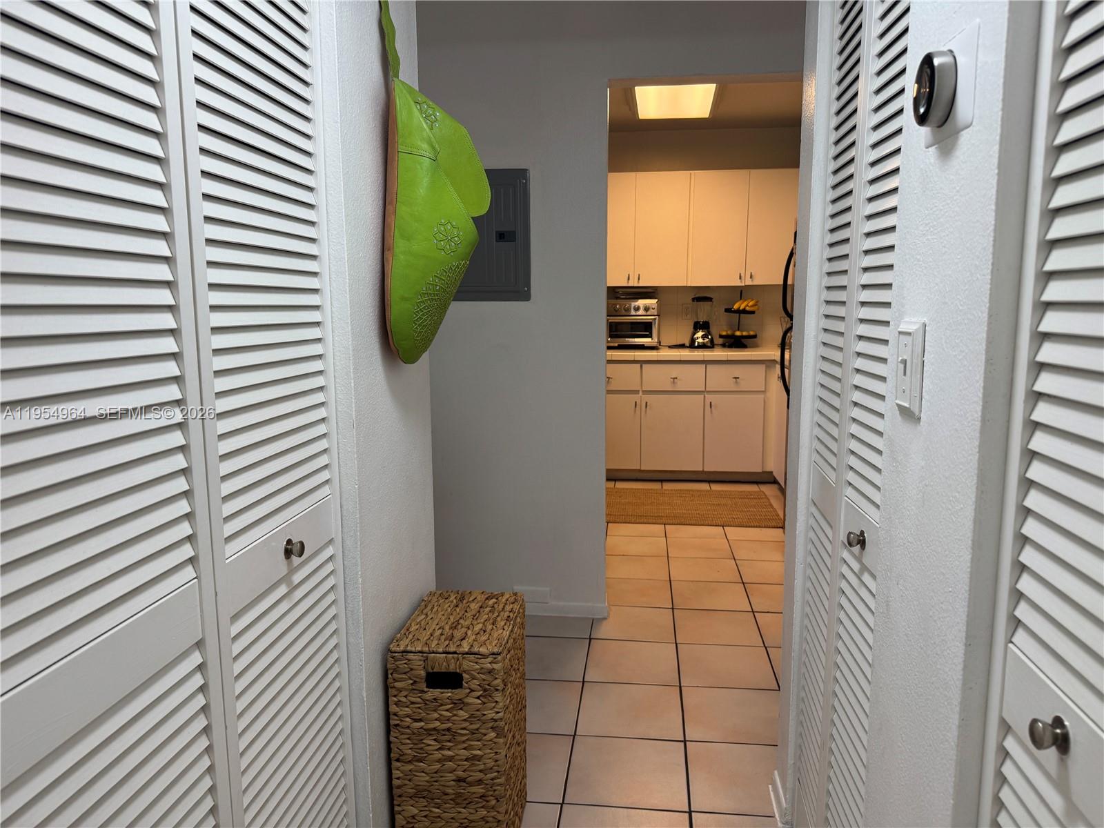 VILLAGE OF KINGS CREEK CO - Residential