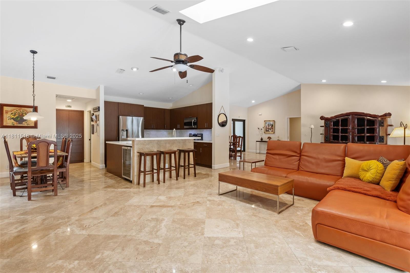 CYPRESS RUN - Residential