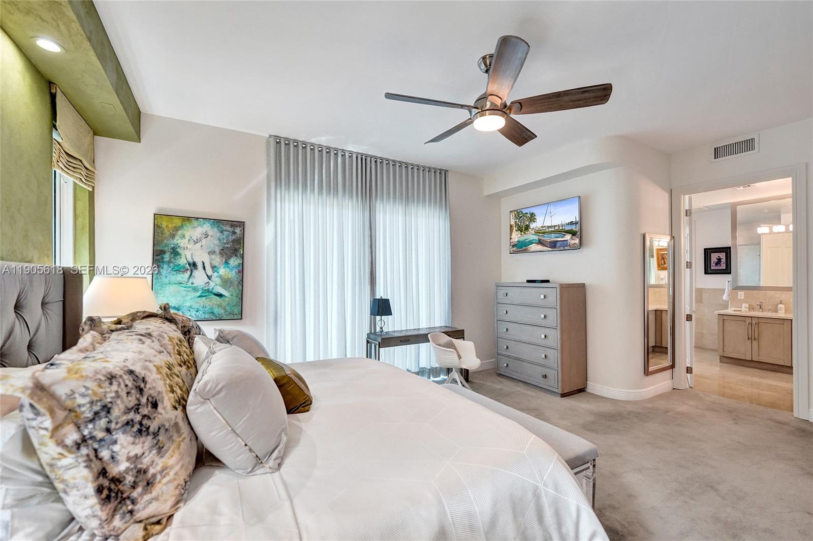 ARIA AT LAS OLAS CONDO - Residential