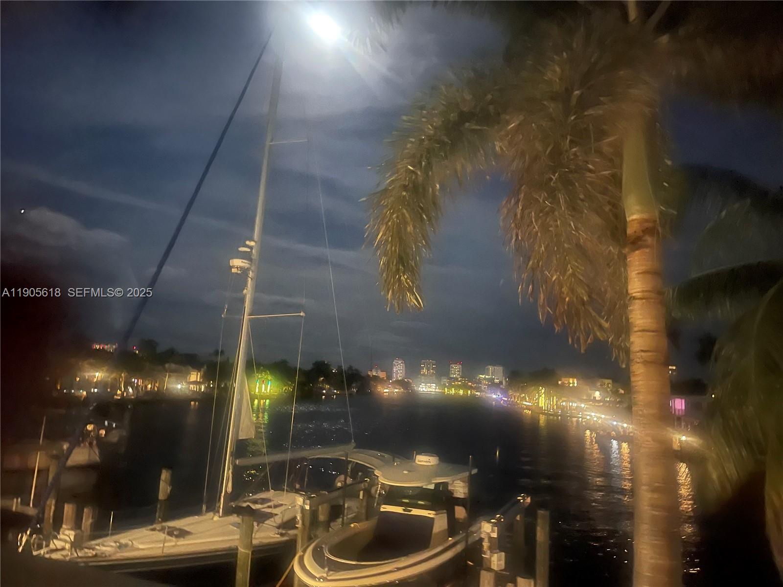 ARIA AT LAS OLAS CONDO - Residential