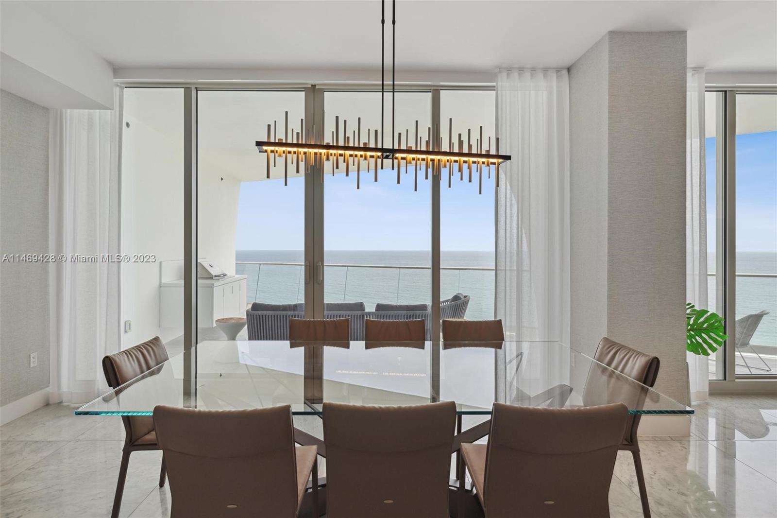 JADE SIGNATURE CONDO - Residential