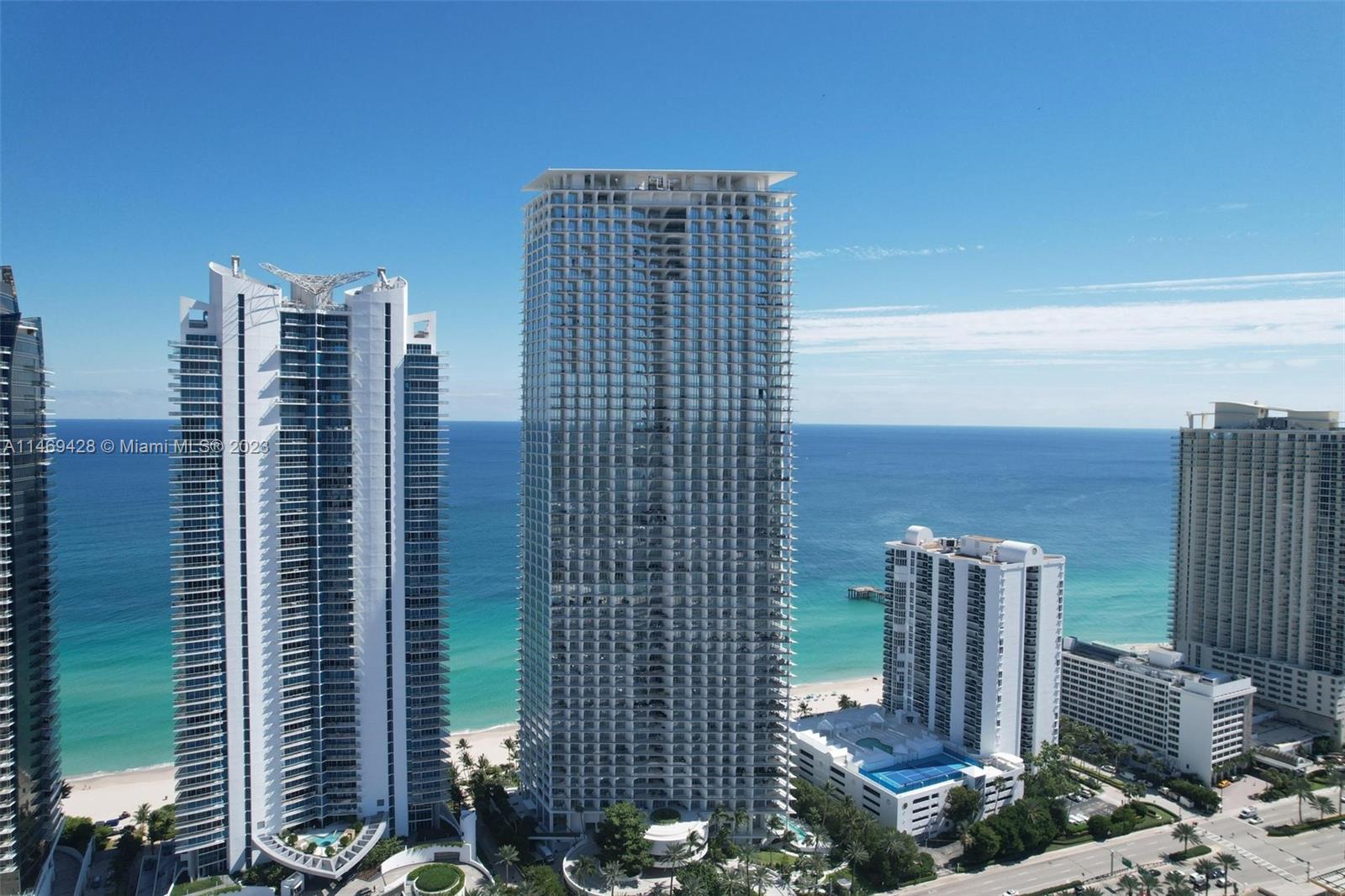 JADE SIGNATURE CONDO - Residential