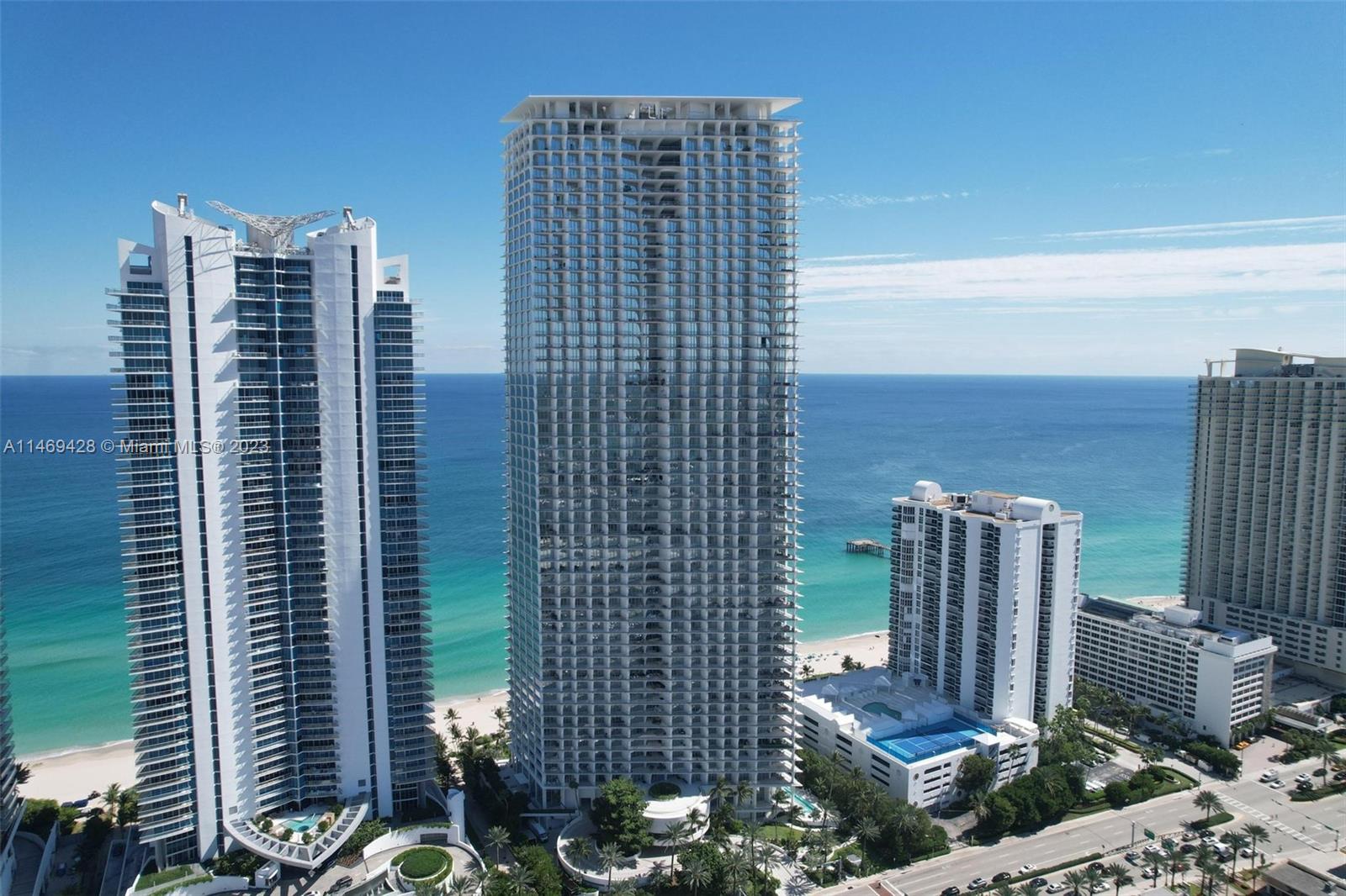 JADE SIGNATURE CONDO - Residential