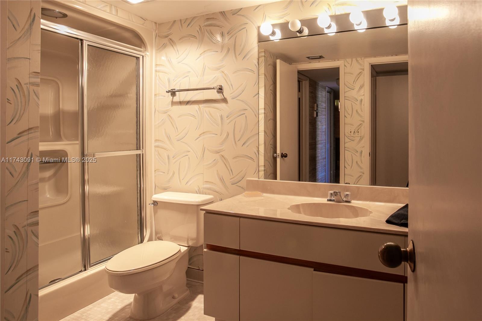 ANCHOR BAY CLUB CONDO - Residential