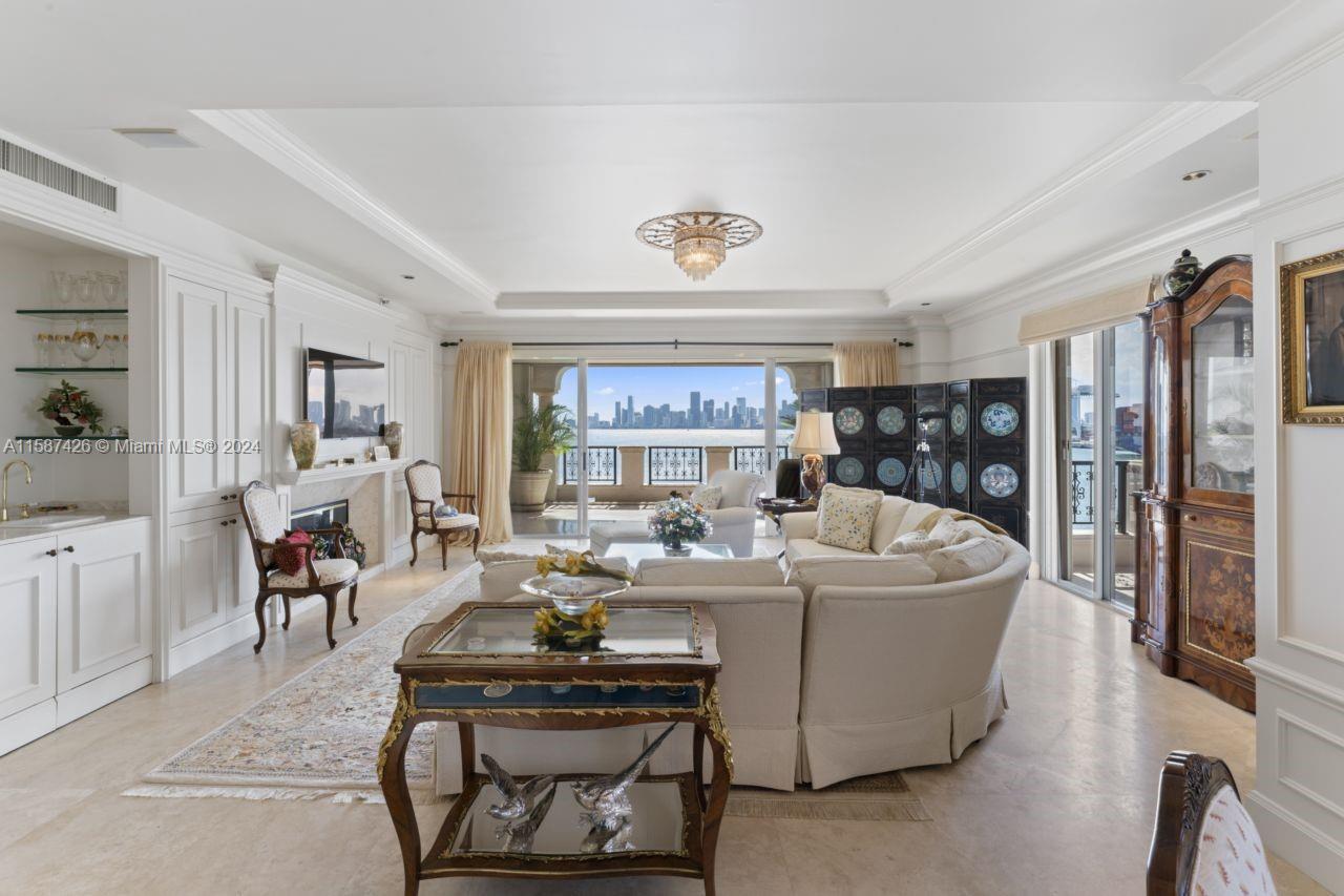 BAYVIEW FISHER ISL CONDO - Residential