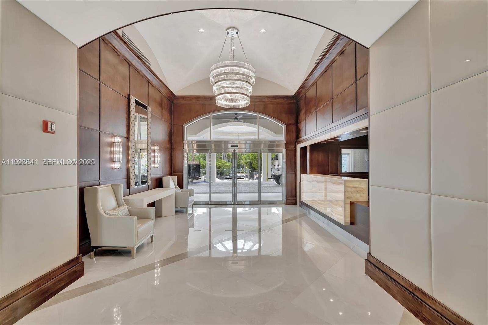 7000 ISL BLVD WILLIAMS IS - Residential