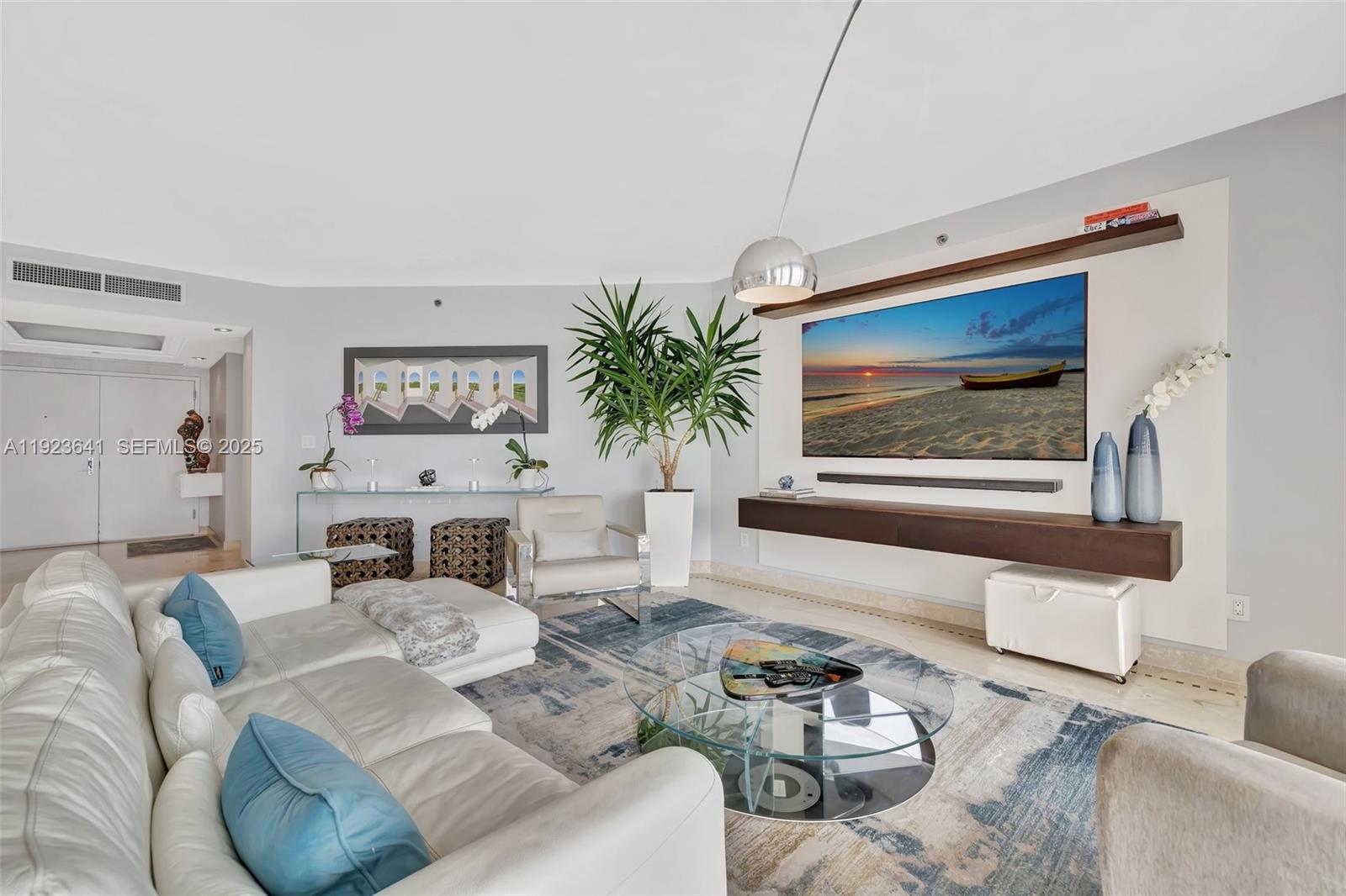 Properties 3 7000 Island Blvd 1701