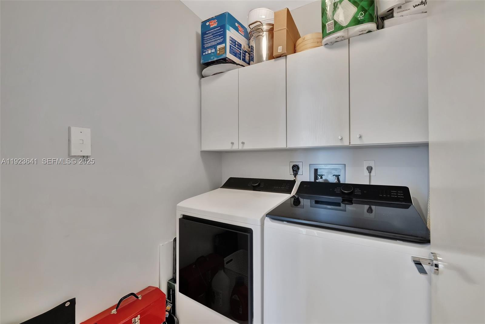 7000 ISL BLVD WILLIAMS IS - Residential