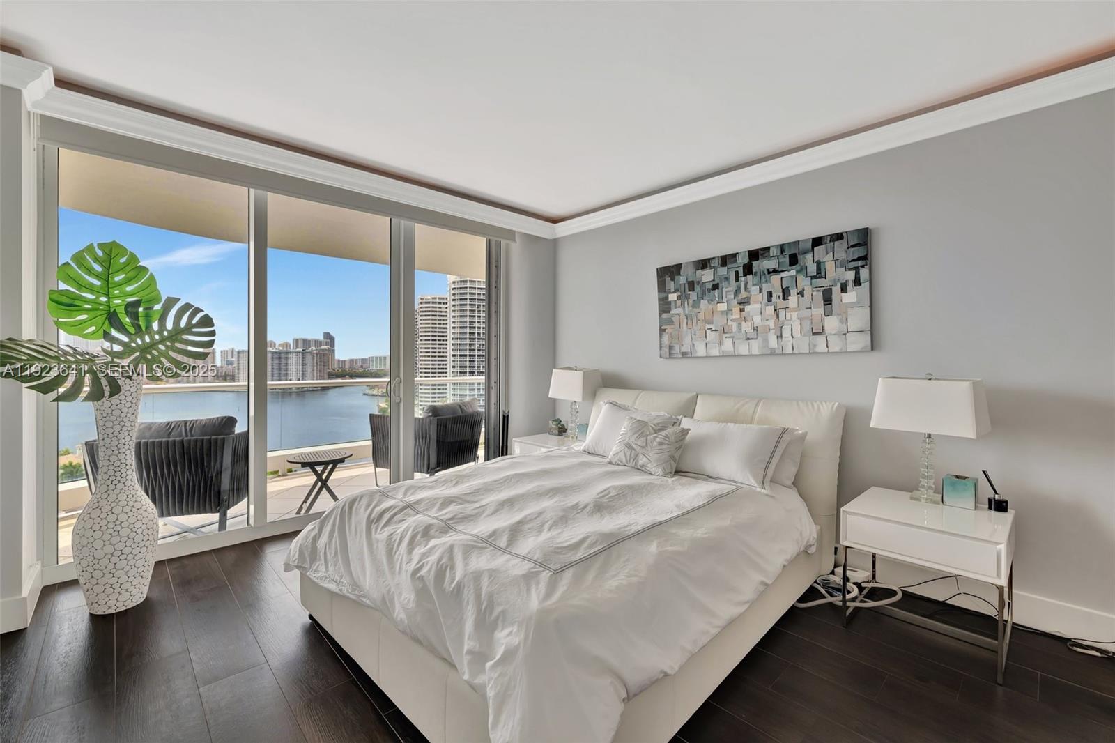 7000 ISL BLVD WILLIAMS IS - Residential