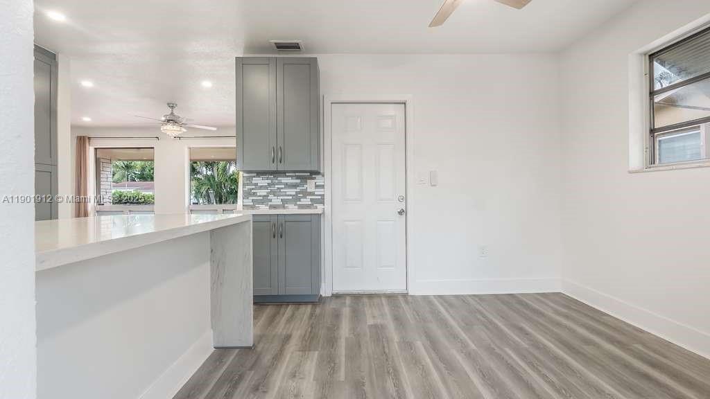 MIRAMAR PARK FIRST ADD - Residential Lease