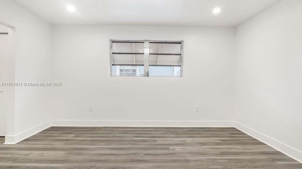 MIRAMAR PARK FIRST ADD - Residential Lease