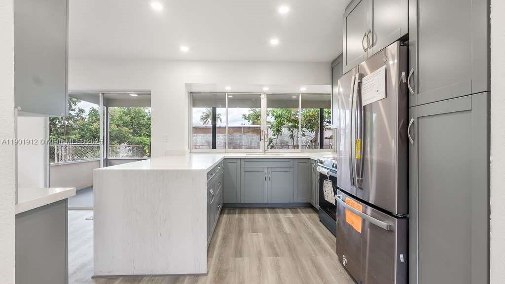 MIRAMAR PARK FIRST ADD - Residential Lease