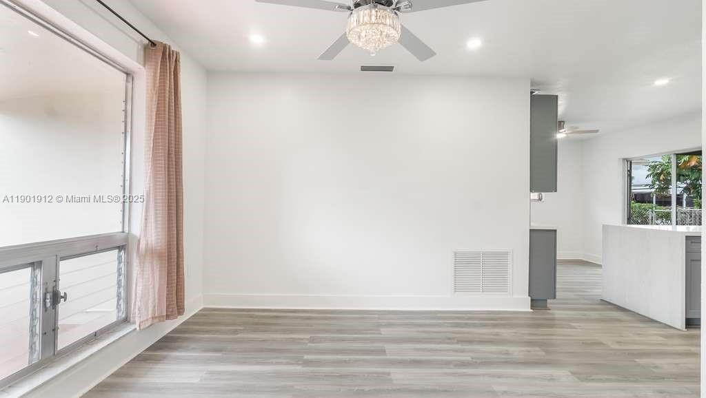 MIRAMAR PARK FIRST ADD - Residential Lease