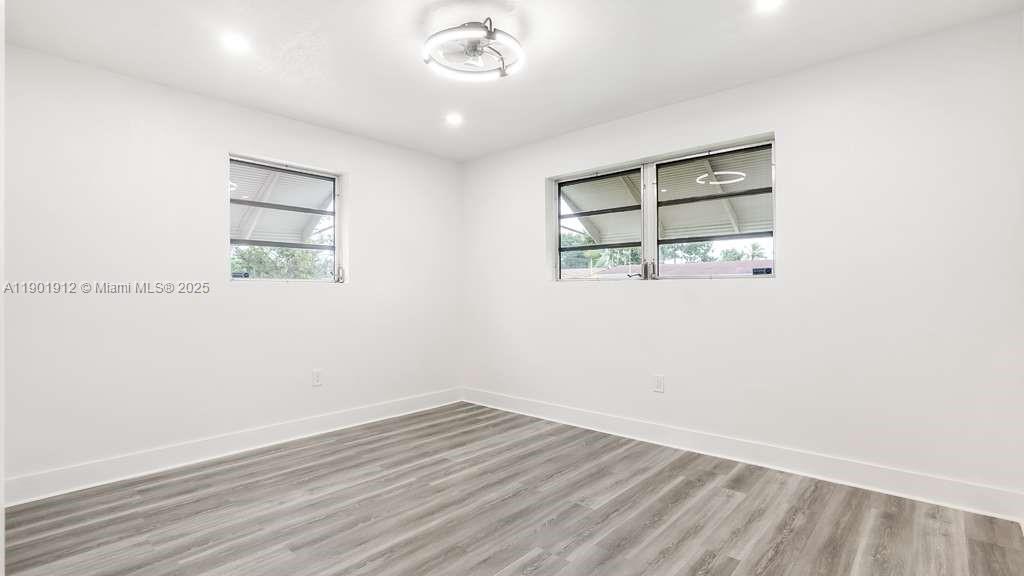 MIRAMAR PARK FIRST ADD - Residential Lease