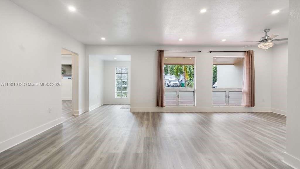 MIRAMAR PARK FIRST ADD - Residential Lease