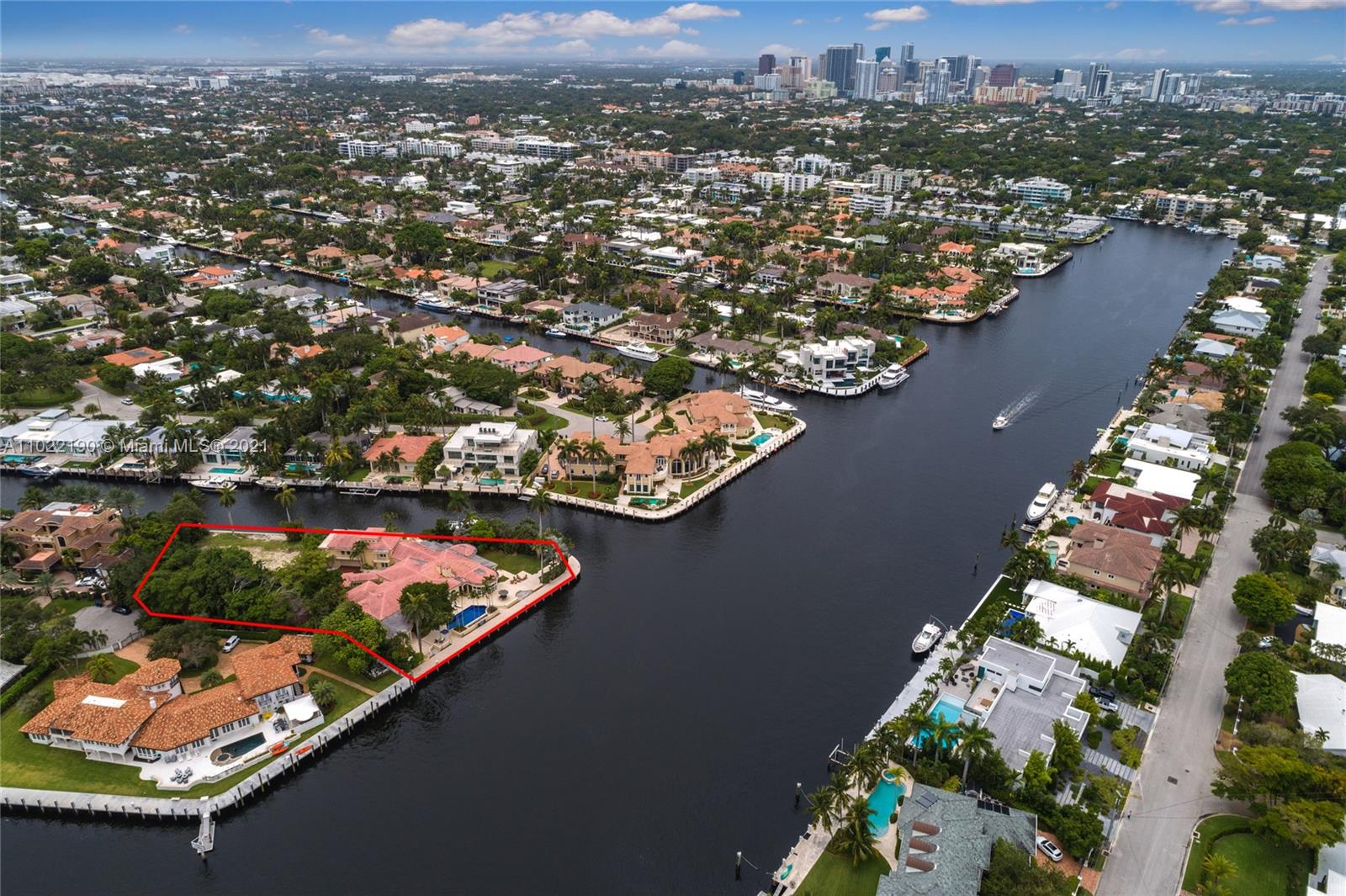 MERRITT ISLE - Residential