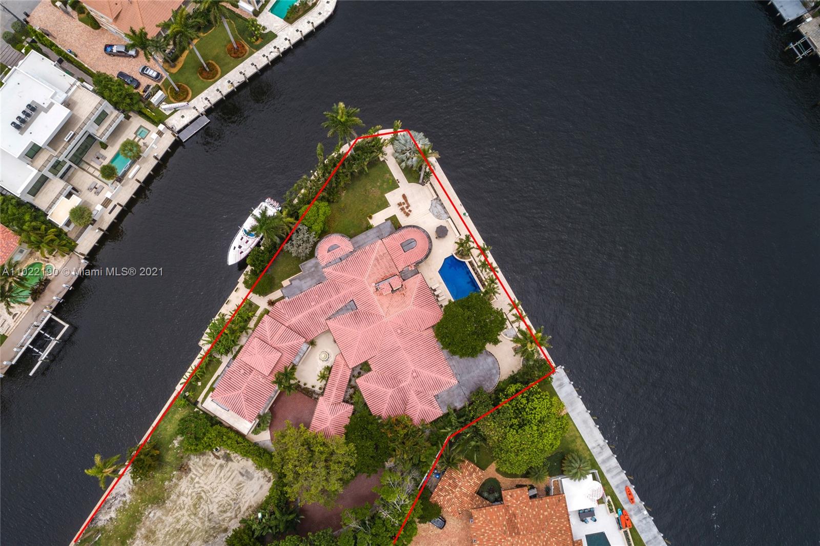 MERRITT ISLE - Residential