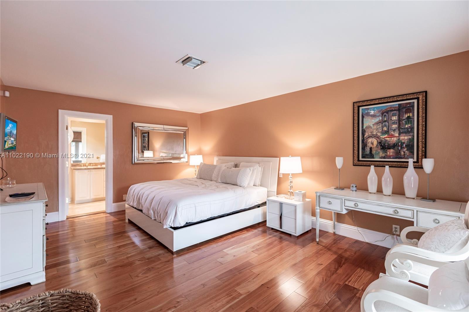 MERRITT ISLE - Residential