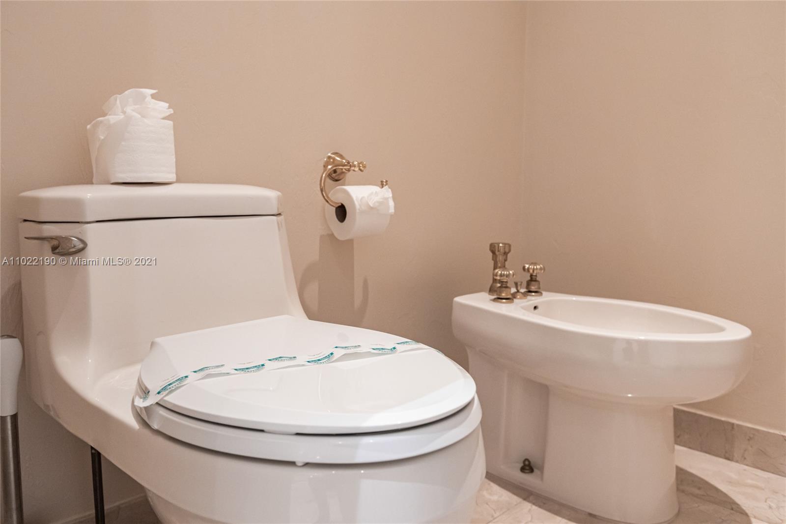 MERRITT ISLE - Residential