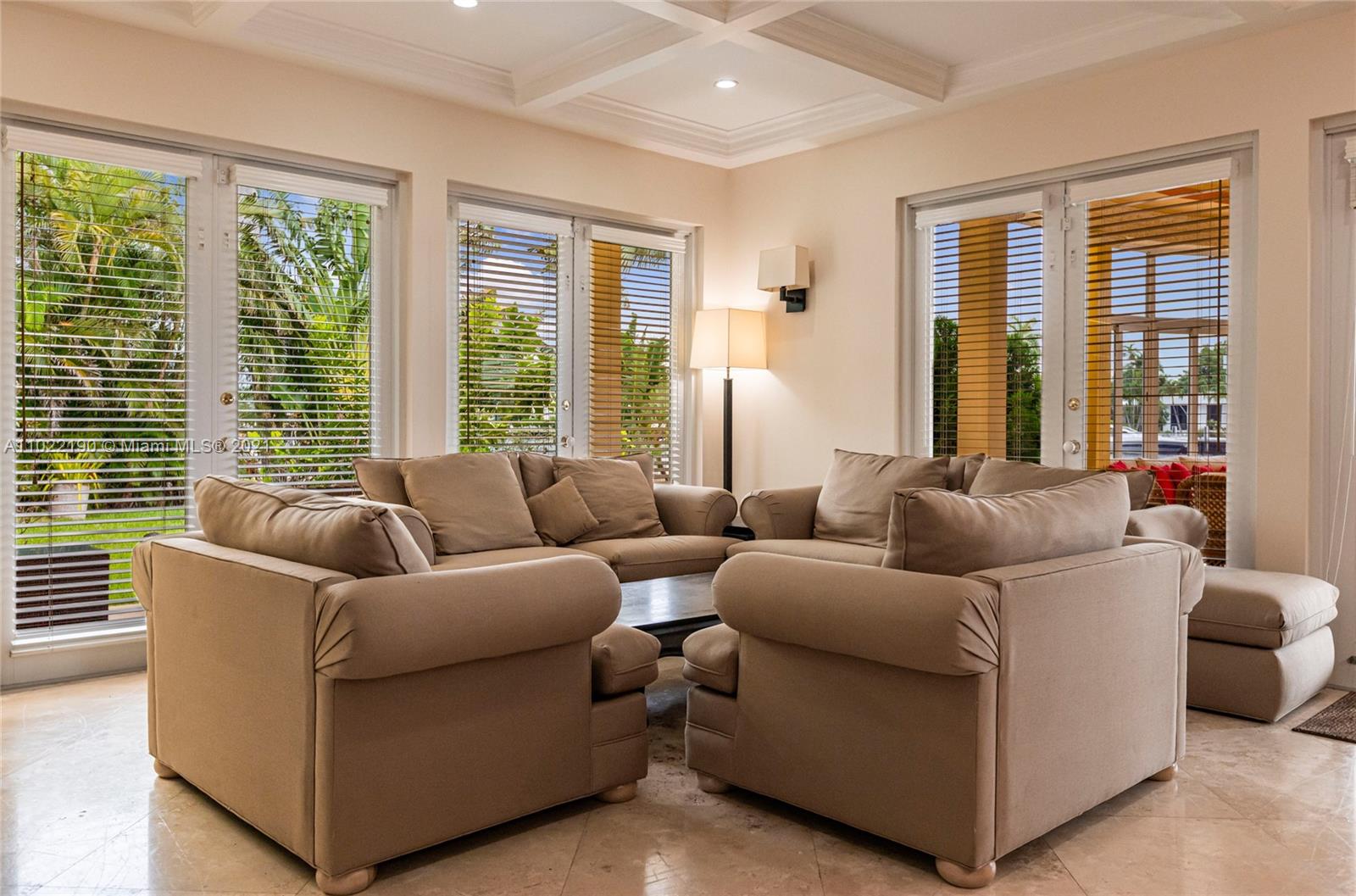 MERRITT ISLE - Residential