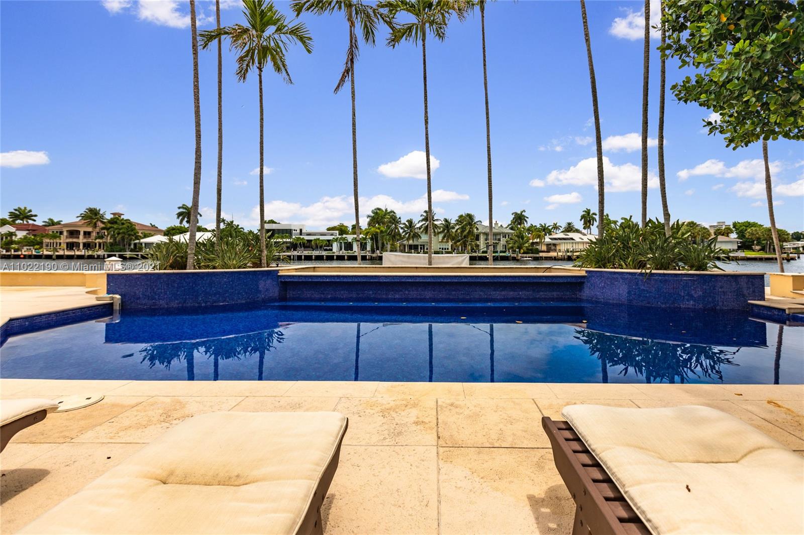 MERRITT ISLE - Residential