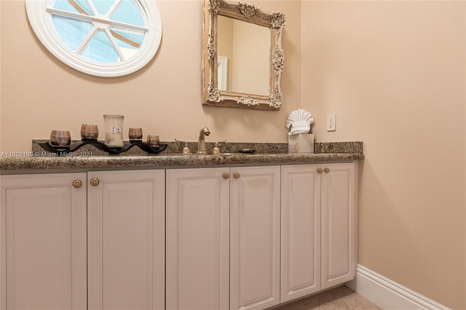 MERRITT ISLE - Residential