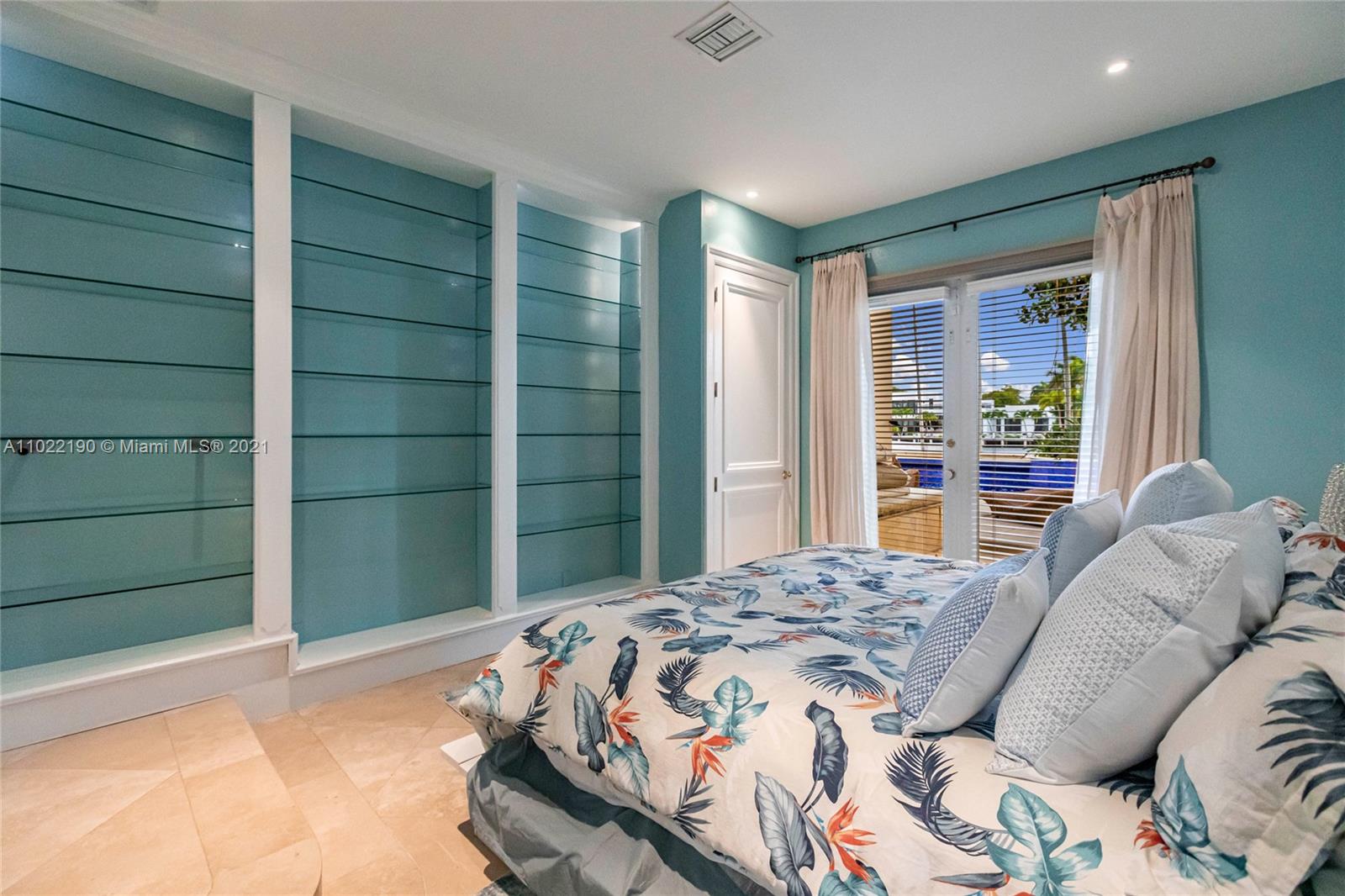 MERRITT ISLE - Residential