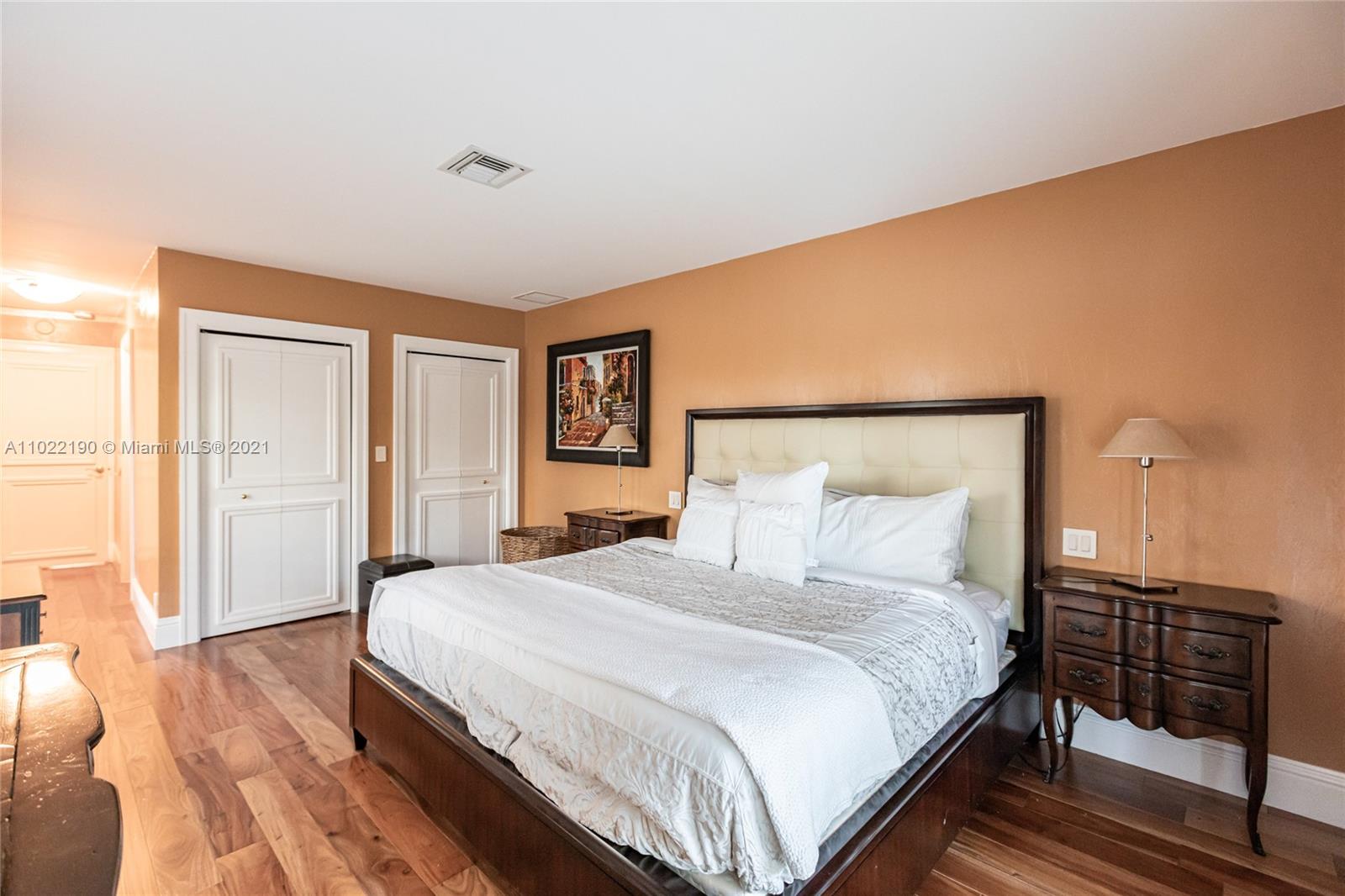 MERRITT ISLE - Residential